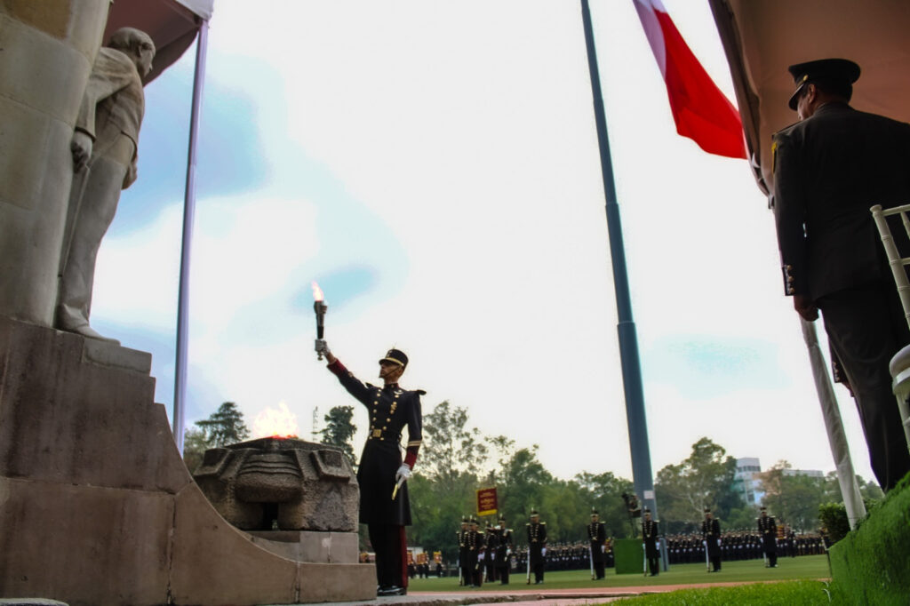 Festejos conmemorativos a 200 años de la creación del Heroico Colegio Militar