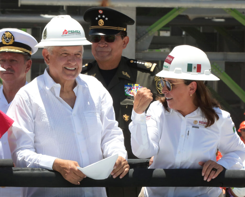 AMLO defiende aspiraciones de Rocío Nahle a gubernatura de Veracruz: "Tiene MB"
