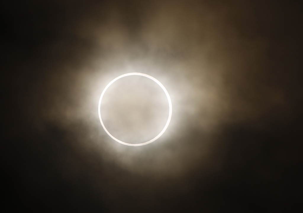 Eclipse anular solar oscurecerá brevemente cielos de EUA y América