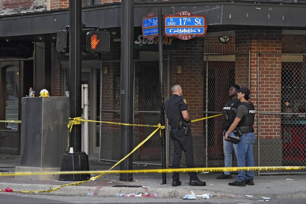 Detienen a sospechoso de Tiroteo en zona de bares en Florida que dejó 2 muertos y 18 heridos