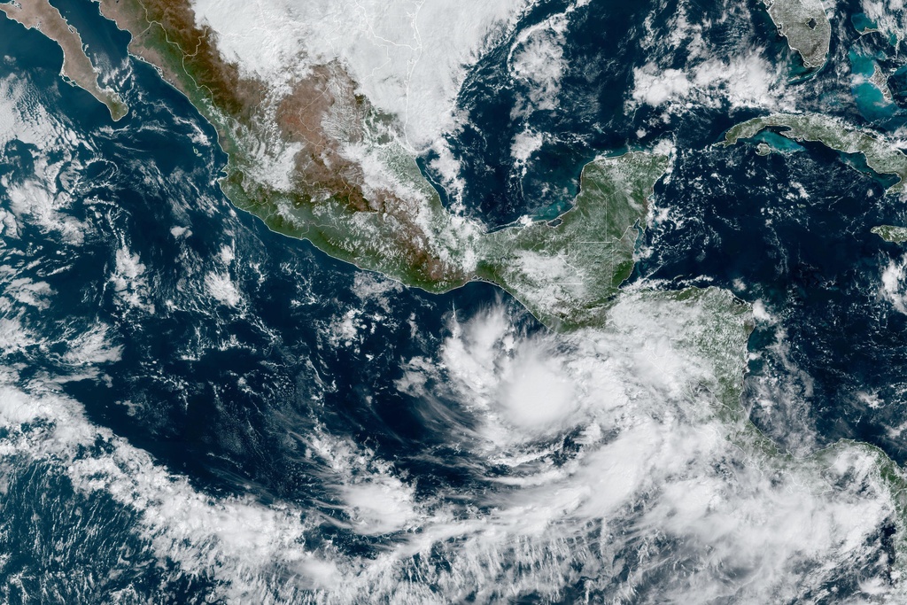 La tormenta tropical Pilar azota Centroamérica