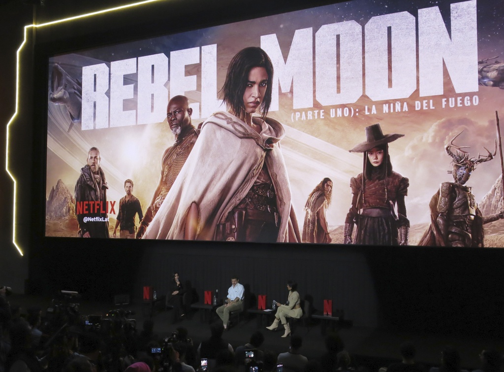 Zack Snyder y Sofia Boutella abren las puertas de "Rebel Moon" en México