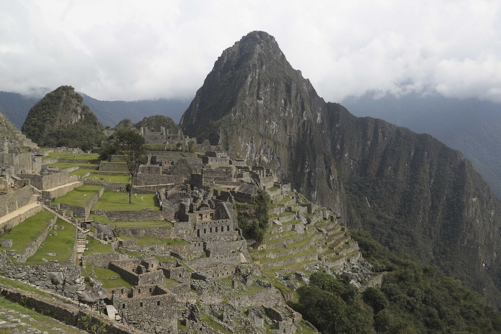 Machu Picchu, la joya del turismo de Perú, luce casi vacía de visitantes en medio de protestas