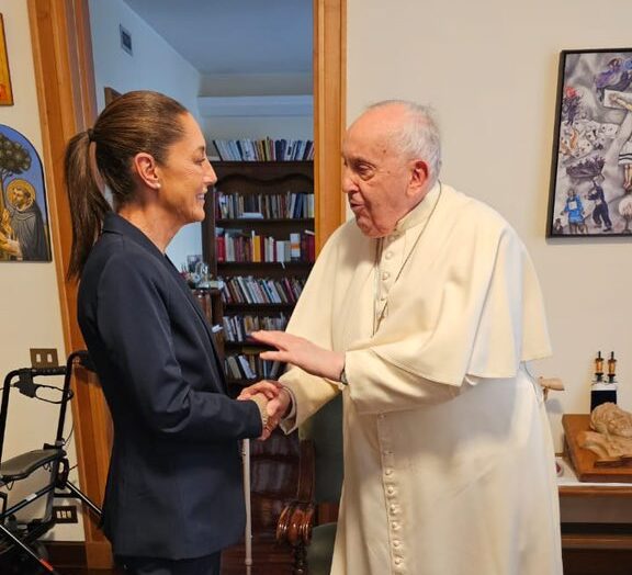 Claudia Sheinbaum visita al Papa Francisco
