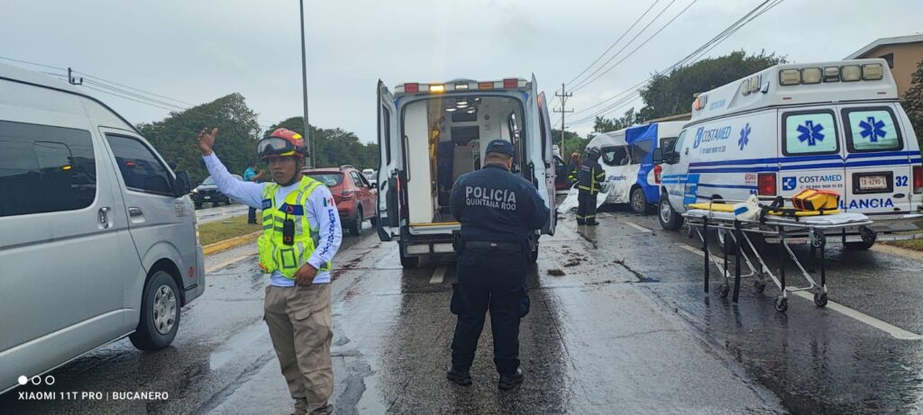 5 muertos tras accidente en carretera Playa del Carmen-Tulum