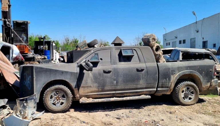 FGR destruye 28 vehículos blindados en Reynosa, Tamaulipas