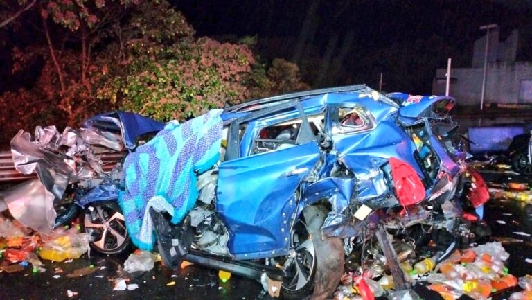 5 muertos y 22 heridos dejó accidente automovilístico en México-Tuxpan