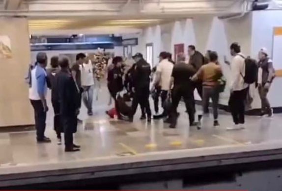 Detienen en la estación del Metro Bellas Artes a dos individuos que dispararon a una mujer