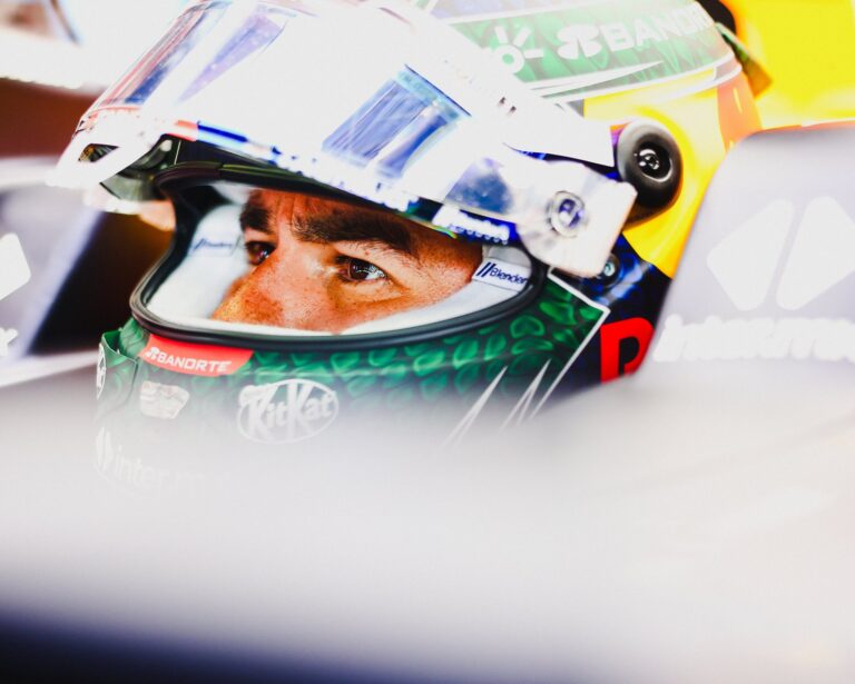 Sergio Checo Pérez obtiene puesto en Miami F1 tras penalización a Carlos Sainz